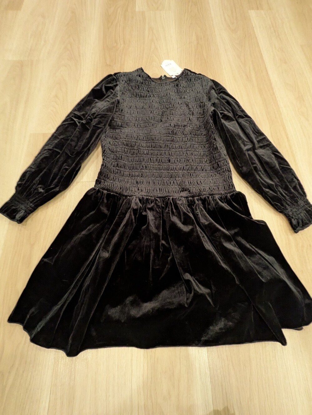 Ivy City NWT Lena Dress In Black Gather With Smocking Size XL